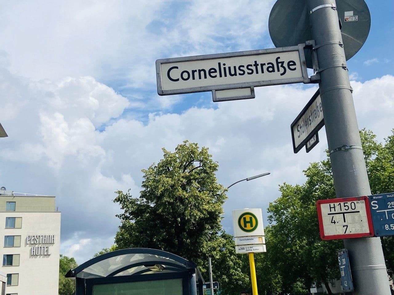 Pronájem bytu 3+1 90 m², Berlin, Berlín Pronájem bytu 3+1 90 m², Berlin, Berlín