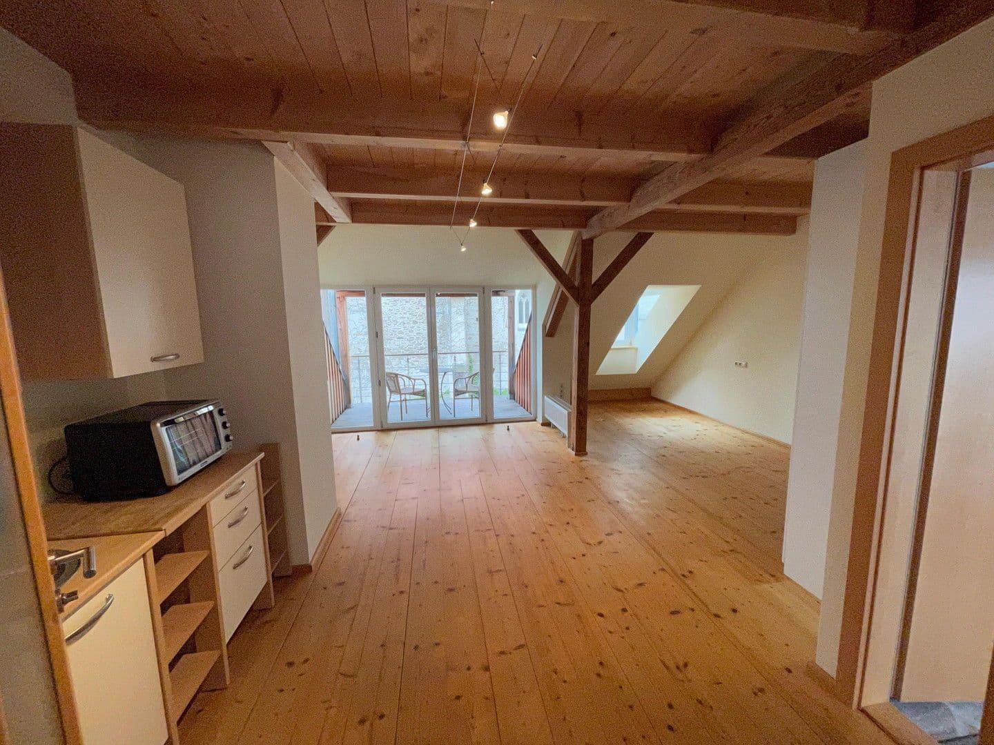 Pronájem bytu 1+1 35 m², Frauenberg 9, Krems/Stein, Dolní Rakousko Pronájem bytu 1+1 35 m², Frauenberg 9, Krems/Stein, Dolní Rakousko