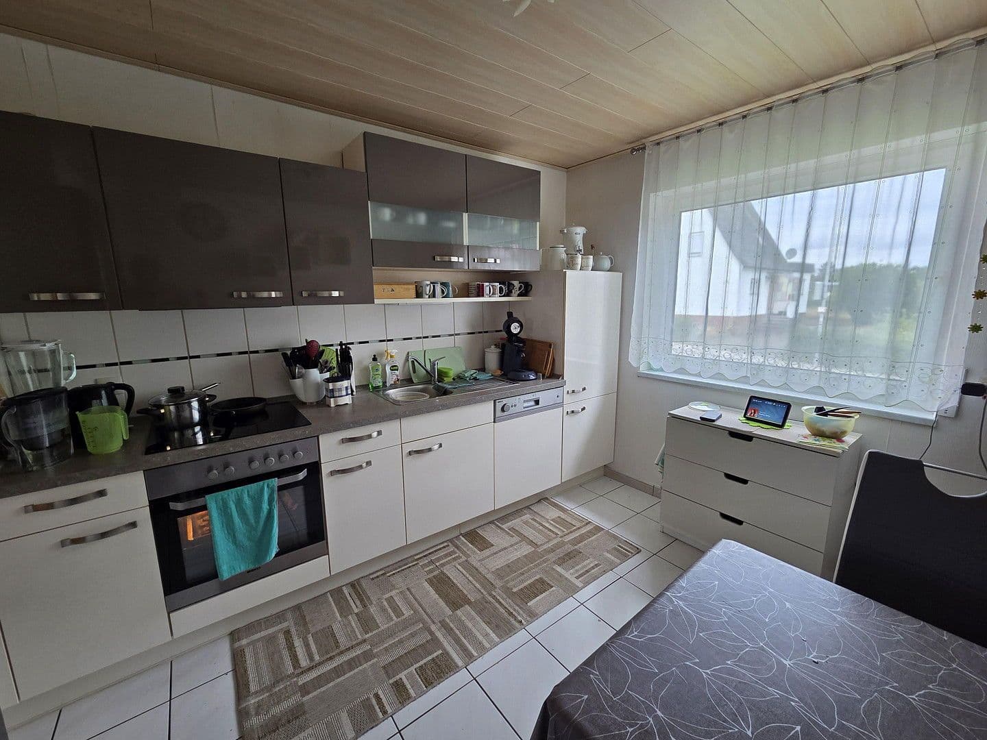 Prodej domu 225 m², pozemek 1.118 m², Raiffeisenstrasse 19, Biebern, Porýní-Falc Prodej domu 225 m², pozemek 1.118 m², Raiffeisenstrasse 19, Biebern, Porýní-Falc