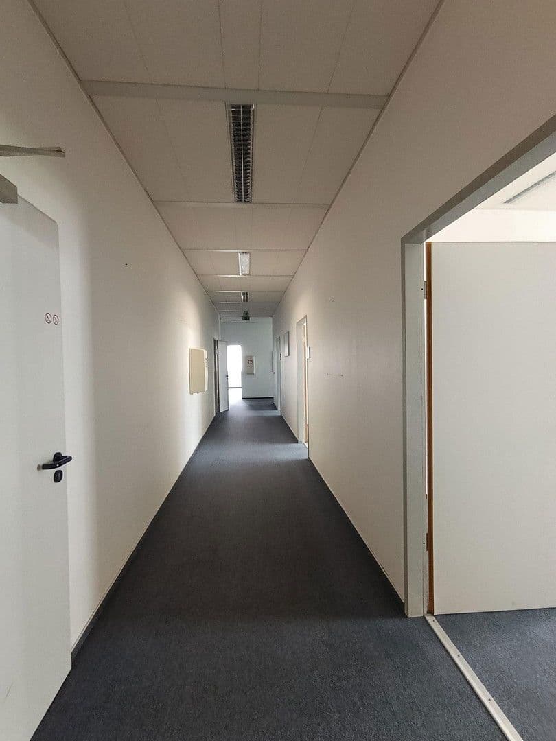 Pronájem kanceláře 14.285 m², Martin-Behaim Str. 20, Neu-Isenburg, Hessen Pronájem kanceláře 14.285 m², Martin-Behaim Str. 20, Neu-Isenburg, Hessen