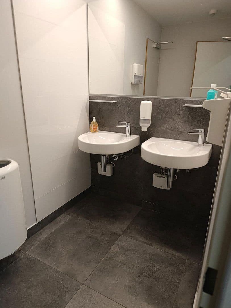 Pronájem kanceláře 14.285 m², Martin-Behaim Str. 20, Neu-Isenburg, Hessen Pronájem kanceláře 14.285 m², Martin-Behaim Str. 20, Neu-Isenburg, Hessen