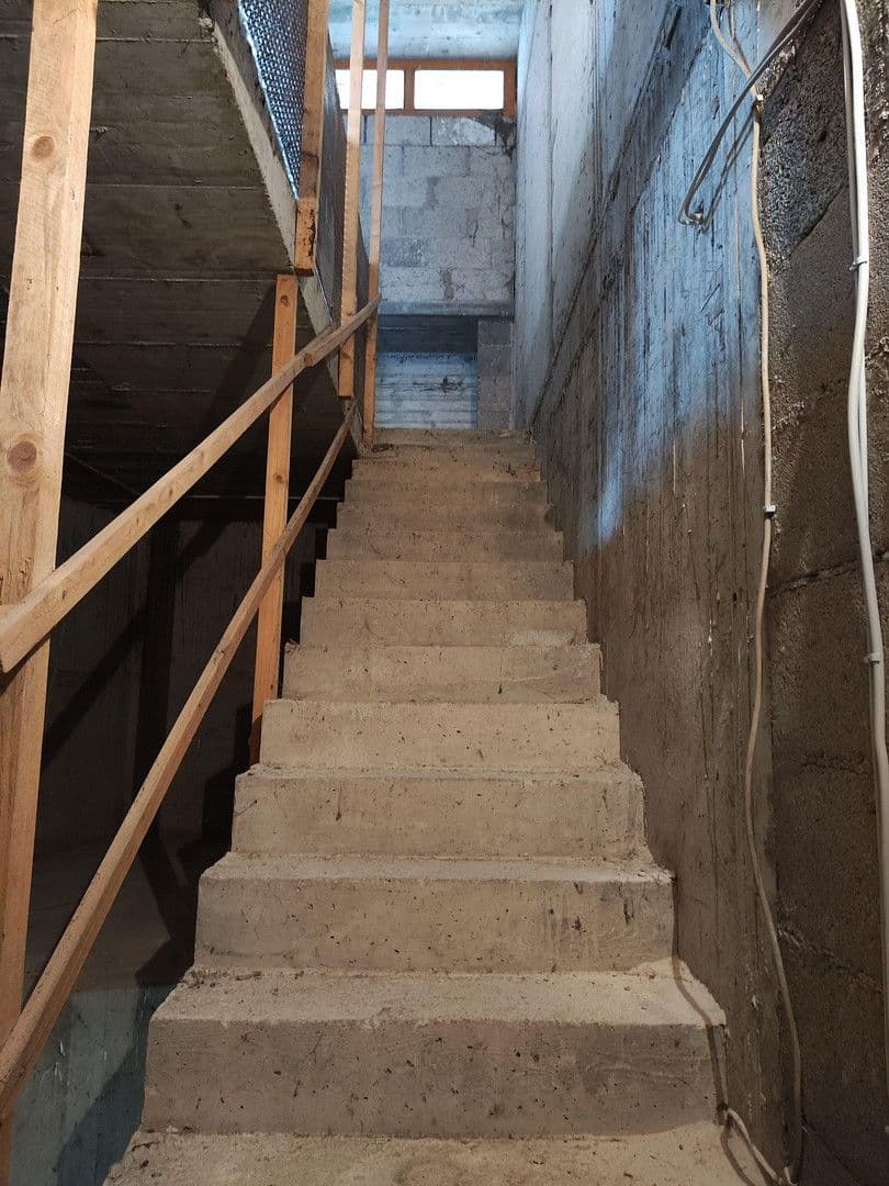 Prodej nebytového prostoru 414 m², Rottenburg am Neckar, Bádensko-Württembersko Prodej nebytového prostoru 414 m², Rottenburg am Neckar, Bádensko-Württembersko