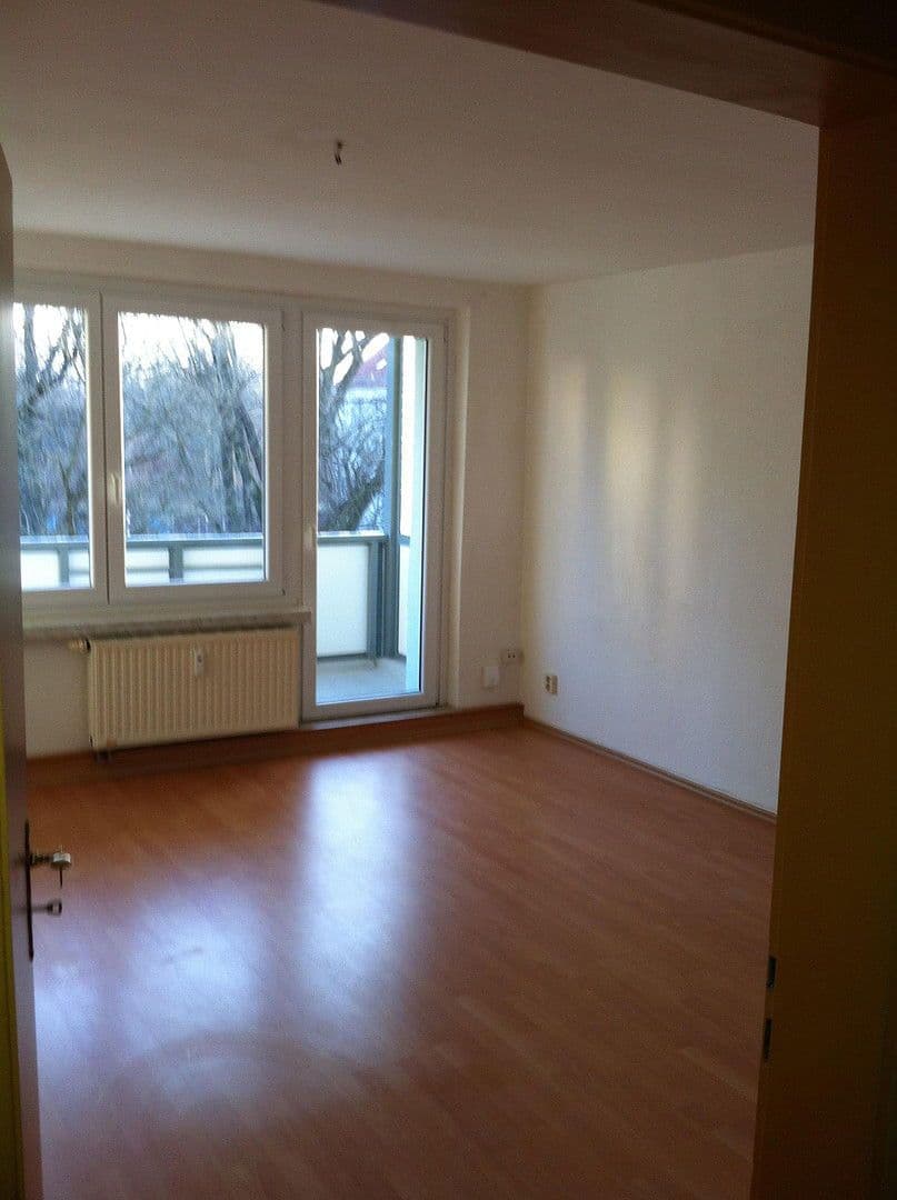 Pronájem bytu 3+1 61 m², Reitzenhainer Str. 12, Chemnitz, Sasko Pronájem bytu 3+1 61 m², Reitzenhainer Str. 12, Chemnitz, Sasko