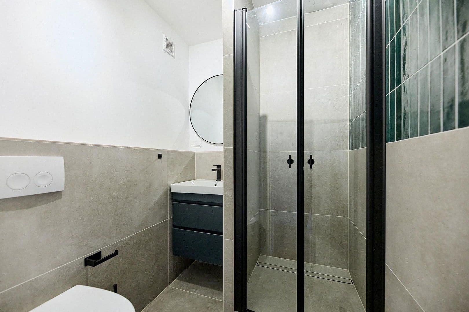 Pronájem bytu 2+1 44 m², Pöhlenweg 35, Düsseldorf, Severní Porýní-Vestfálsko Pronájem bytu 2+1 44 m², Pöhlenweg 35, Düsseldorf, Severní Porýní-Vestfálsko