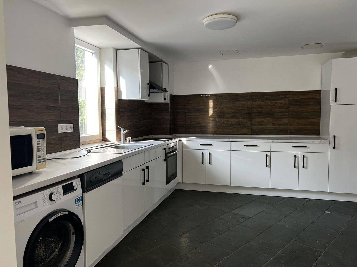 Prodej domu 317 m², pozemek 4.068 m², Bärenbronn 1, Wüstenrot, Bádensko-Württembersko Prodej domu 317 m², pozemek 4.068 m², Bärenbronn 1, Wüstenrot, Bádensko-Württembersko