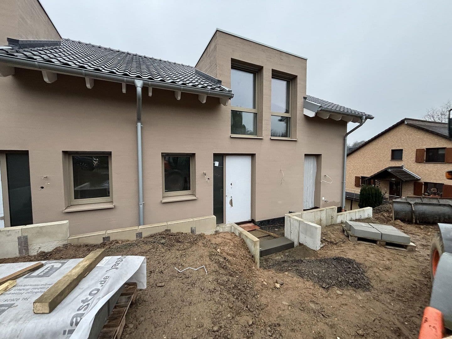 Prodej bytu 4+1 140 m², Neunkirchen-Seelscheid, Severní Porýní-Vestfálsko Prodej bytu 4+1 140 m², Neunkirchen-Seelscheid, Severní Porýní-Vestfálsko