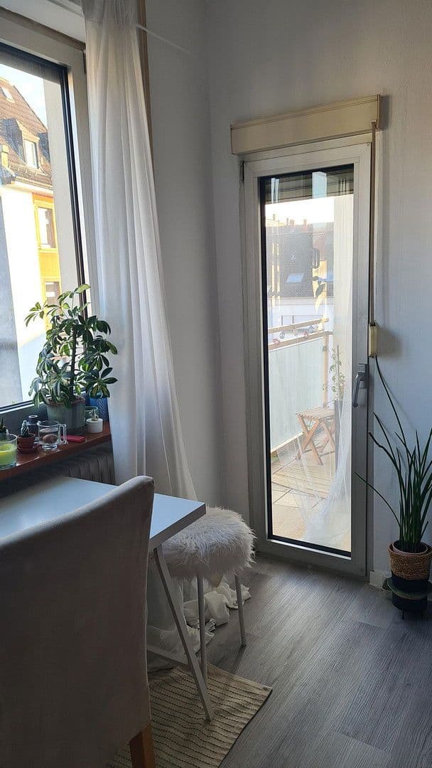 Pronájem bytu 1+1 27 m², Gellertstraße 46, Karlsruhe, Bádensko-Württembersko Pronájem bytu 1+1 27 m², Gellertstraße 46, Karlsruhe, Bádensko-Württembersko