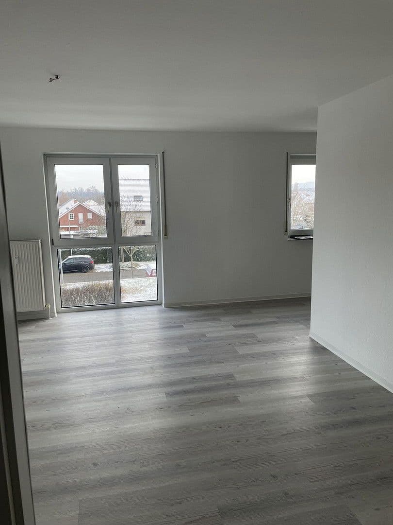 Pronájem bytu 2+1 52 m², Hallesche Allee 13, Karlsruhe, Bádensko-Württembersko Pronájem bytu 2+1 52 m², Hallesche Allee 13, Karlsruhe, Bádensko-Württembersko