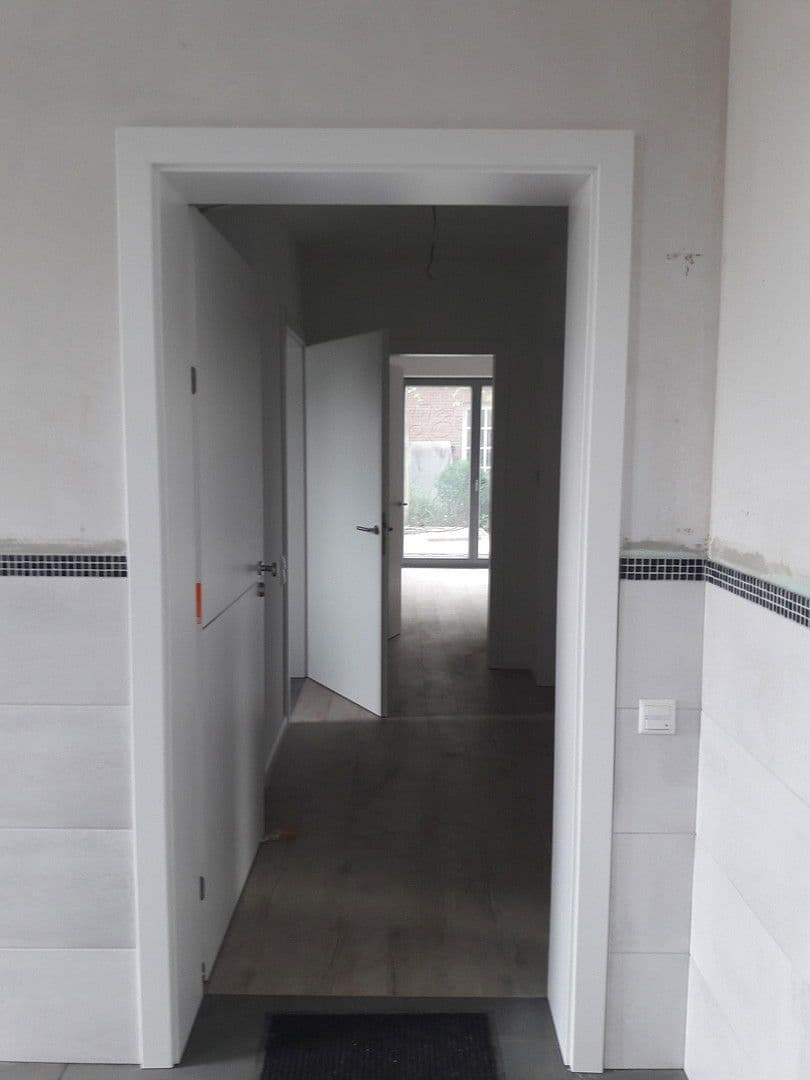 Pronájem bytu 3+1 88 m², Bereich Bahnhofstrasse / Zur Heide / Heideweg / Grenzweg, Neu Wulmstorf, Dolní Sasko Pronájem bytu 3+1 88 m², Bereich Bahnhofstrasse / Zur Heide / Heideweg / Grenzweg, Neu Wulmstorf, Dolní Sasko