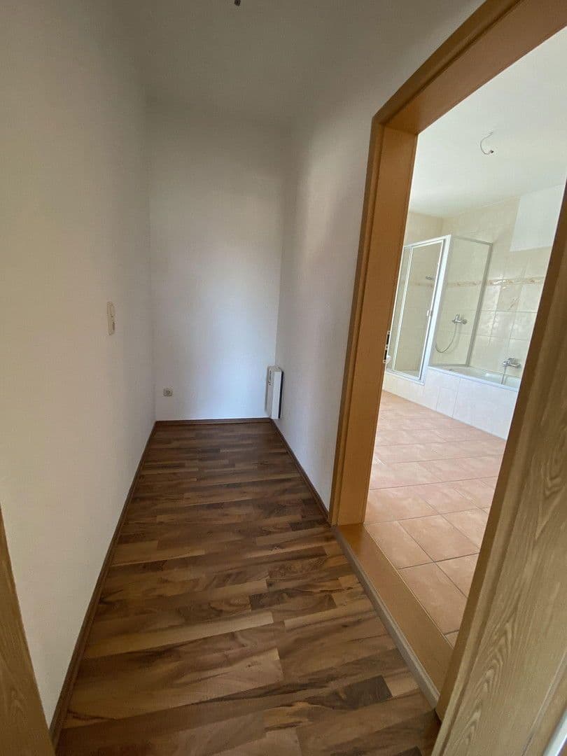 Pronájem bytu 4+1 100 m², Starohrad, Durynsko Pronájem bytu 4+1 100 m², Starohrad, Durynsko