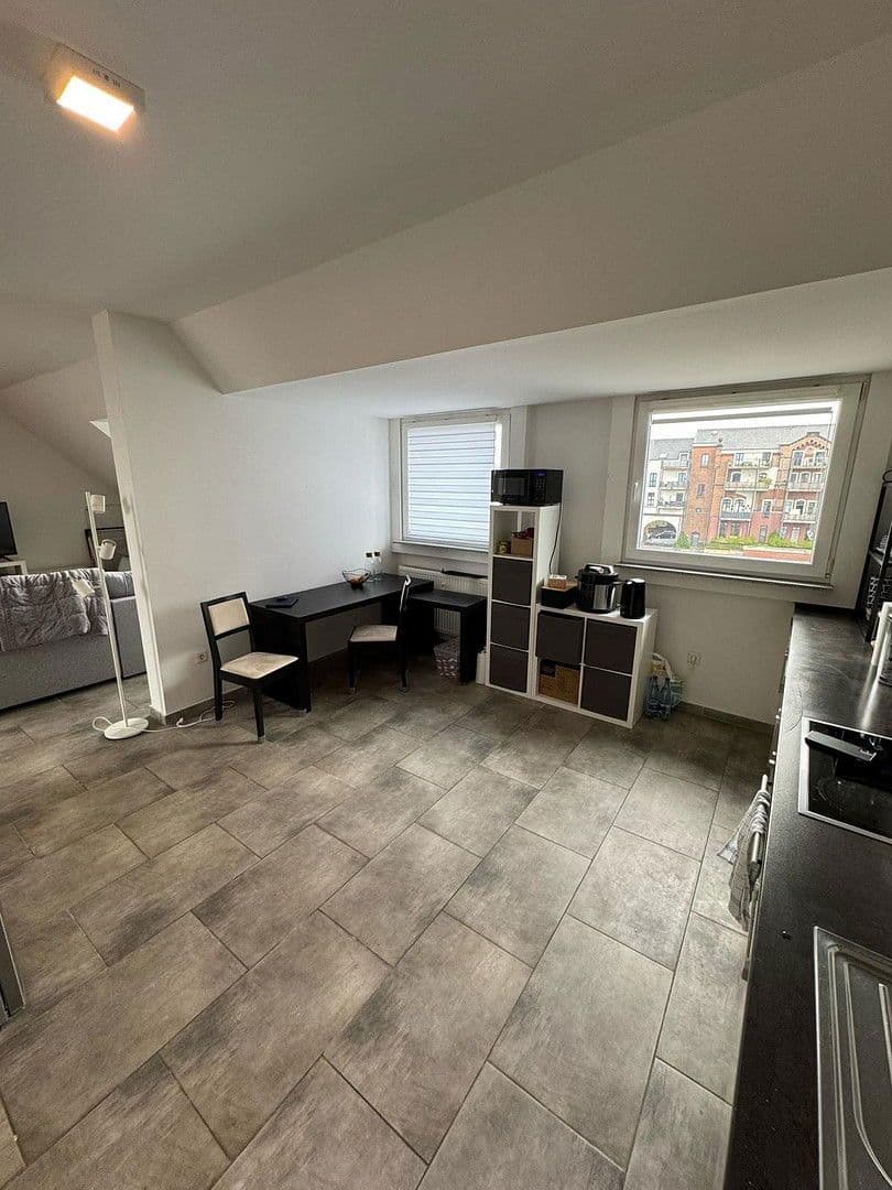 Pronájem bytu 4+1 135 m², Ottostr. 69, Wuppertal, Severní Porýní-Vestfálsko Pronájem bytu 4+1 135 m², Ottostr. 69, Wuppertal, Severní Porýní-Vestfálsko