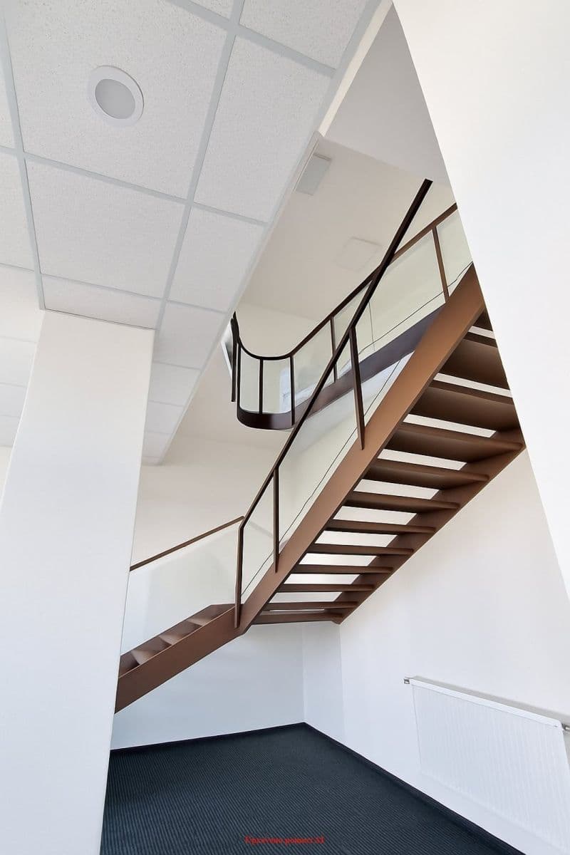 Pronájem nebytového prostoru 71 m², nám. Republiky, Havířov, Moravskoslezský kraj Pronájem nebytového prostoru 71 m², nám. Republiky, Havířov, Moravskoslezský kraj