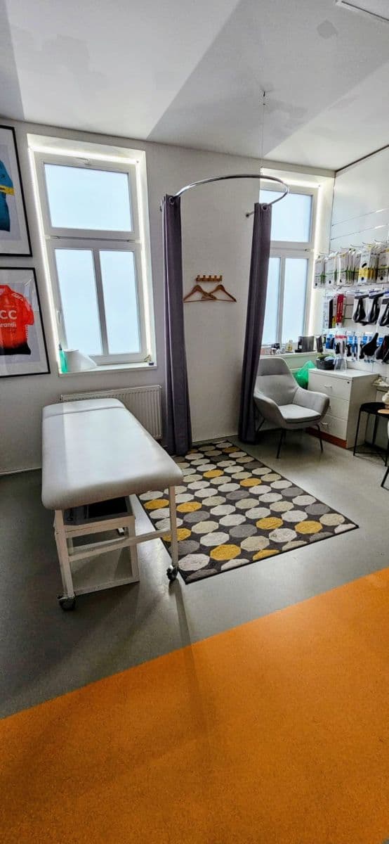 Pronájem nebytového prostoru 32 m², Českomoravská, Praha, Praha Pronájem nebytového prostoru 32 m², Českomoravská, Praha, Praha