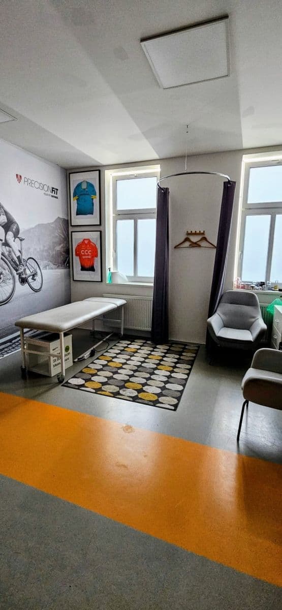 Pronájem nebytového prostoru 32 m², Českomoravská, Praha, Praha Pronájem nebytového prostoru 32 m², Českomoravská, Praha, Praha