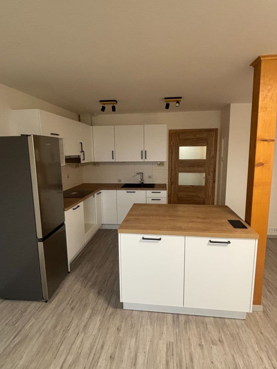 Pronájem bytu 3+kk 65 m², U První baterie, Praha, Praha Pronájem bytu 3+kk 65 m², U První baterie, Praha, Praha