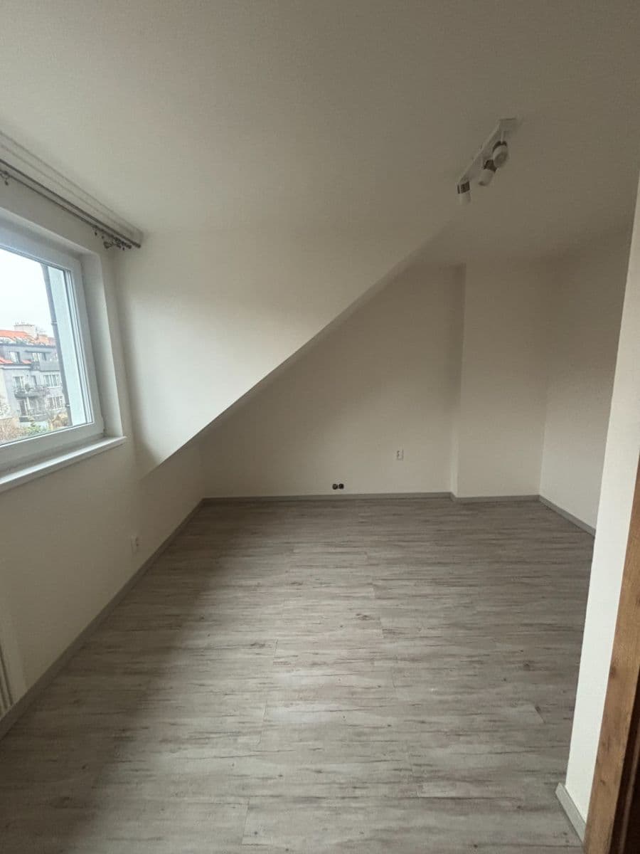 Pronájem bytu 3+kk 65 m², U První baterie, Praha, Praha Pronájem bytu 3+kk 65 m², U První baterie, Praha, Praha