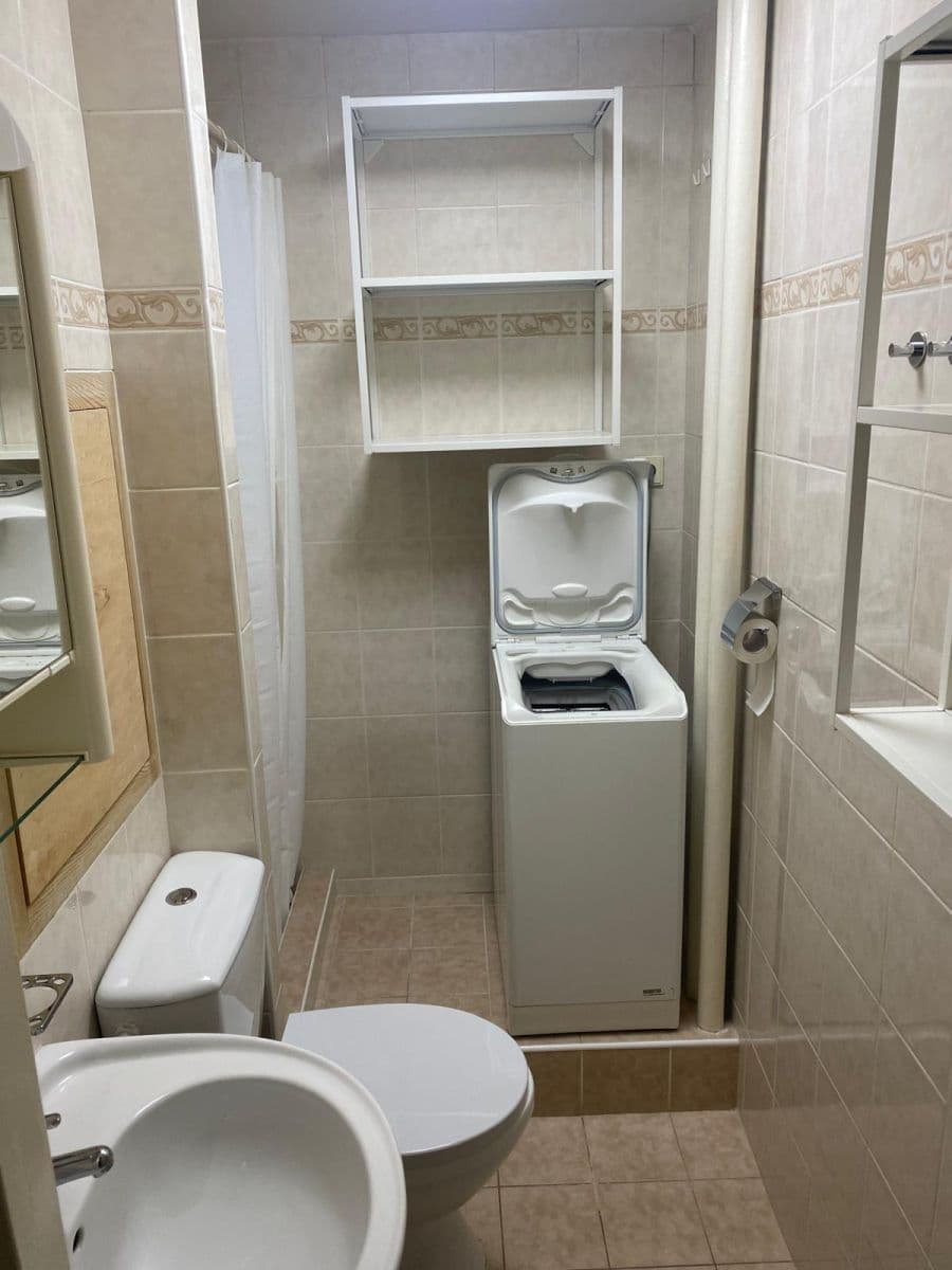 Pronájem bytu 2+kk 42 m², Nekvasilova, Praha, Praha Pronájem bytu 2+kk 42 m², Nekvasilova, Praha, Praha