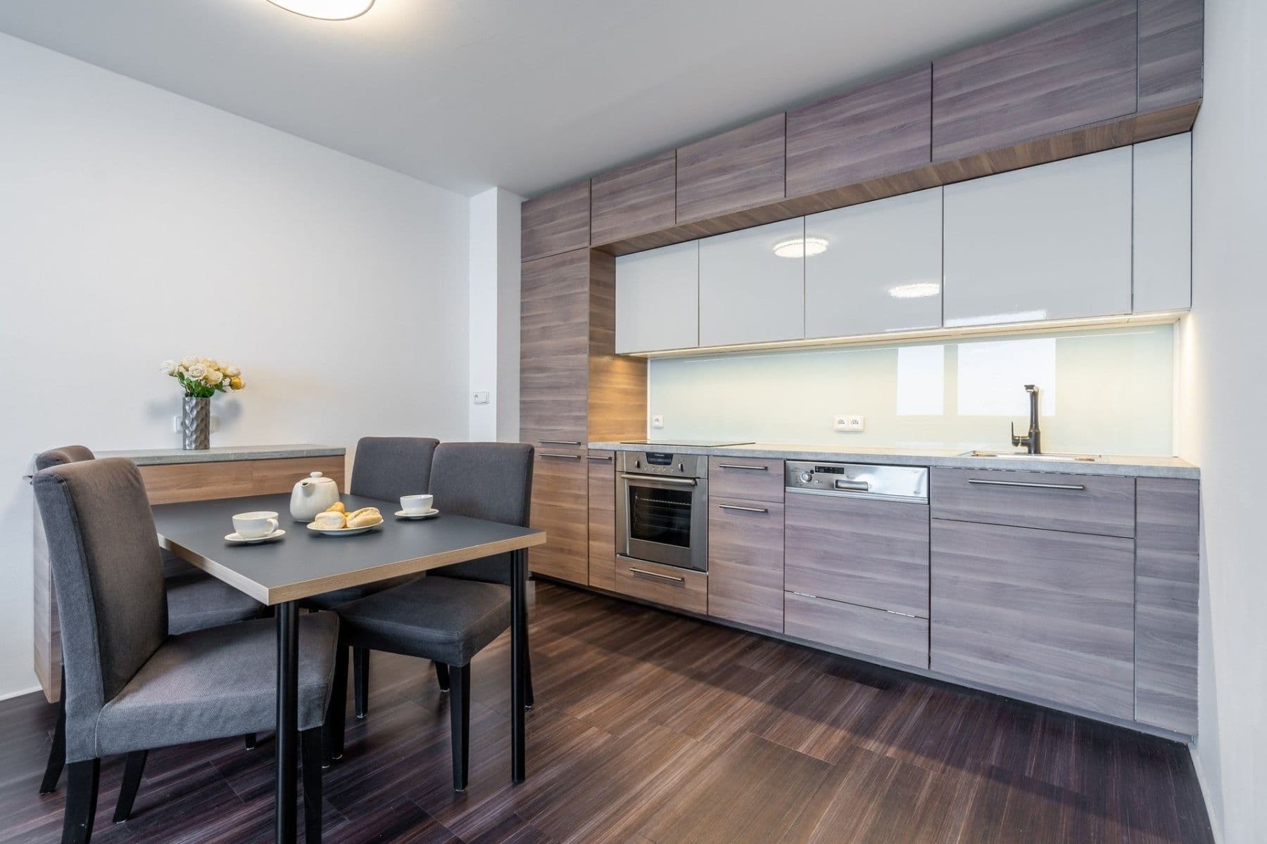Pronájem bytu 3+kk 65 m², Levského, Praha, Praha Pronájem bytu 3+kk 65 m², Levského, Praha, Praha