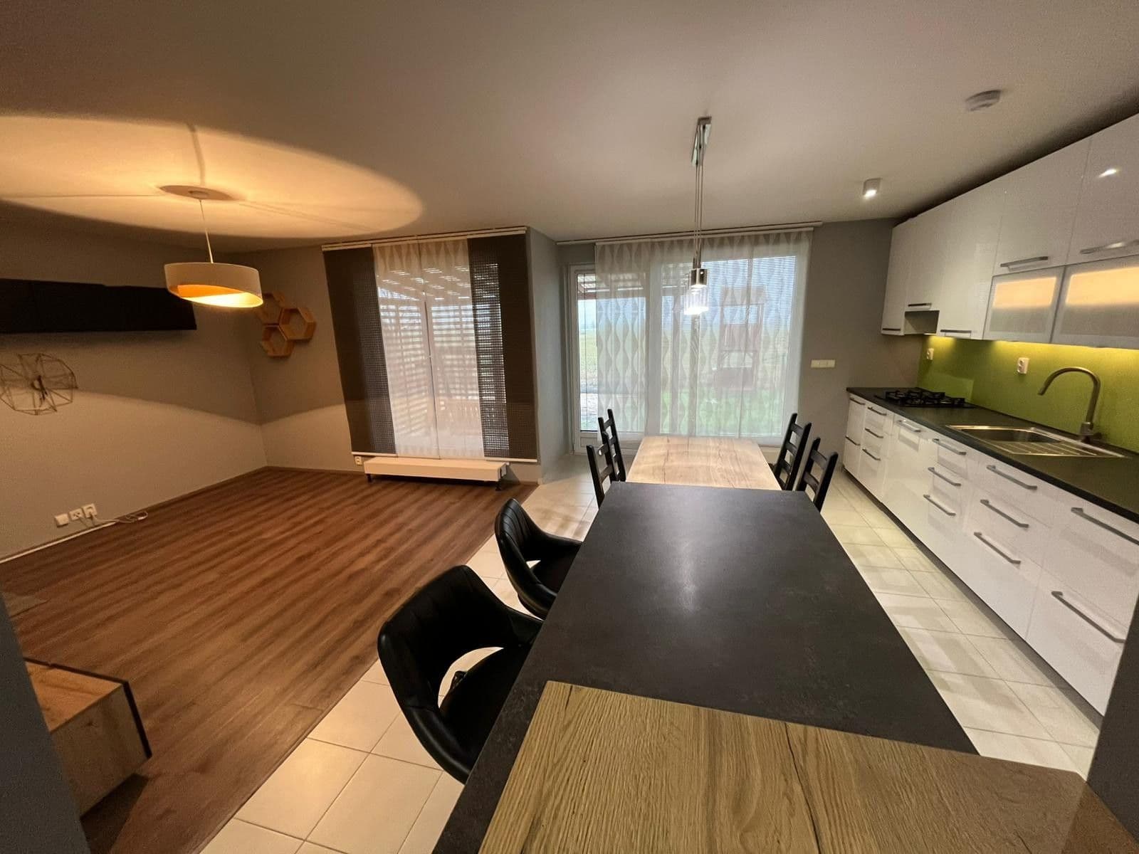 Pronájem domu 125 m², pozemek 300 m², Na Zámku, Nehvizdy, Středočeský kraj Pronájem domu 125 m², pozemek 300 m², Na Zámku, Nehvizdy, Středočeský kraj