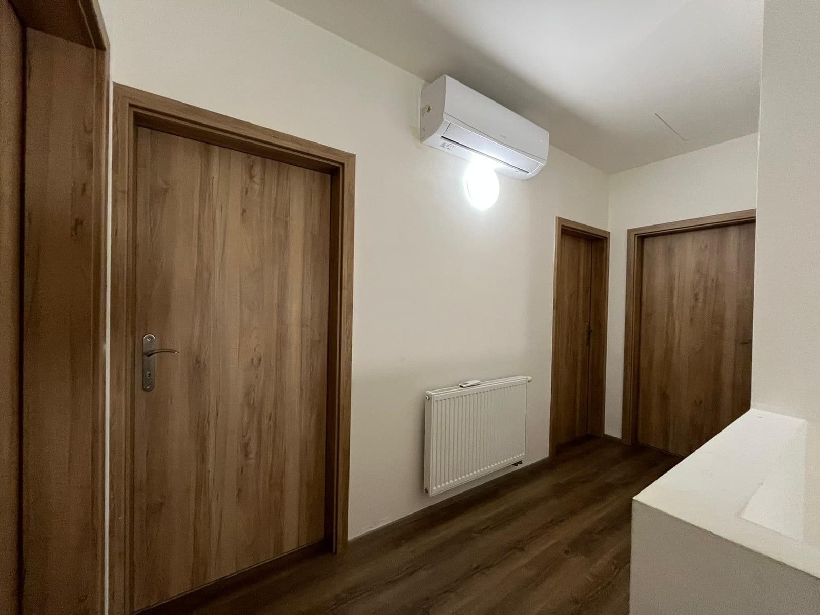 Pronájem domu 125 m², pozemek 300 m², Na Zámku, Nehvizdy, Středočeský kraj Pronájem domu 125 m², pozemek 300 m², Na Zámku, Nehvizdy, Středočeský kraj