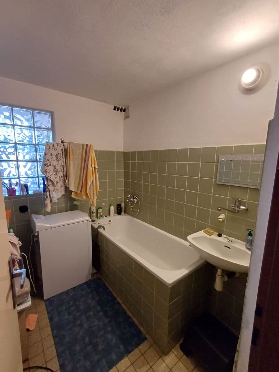 Prodej domu 235 m², pozemek 869 m², Masarykovo náměstí, Zbiroh, Plzeňský kraj Prodej domu 235 m², pozemek 869 m², Masarykovo náměstí, Zbiroh, Plzeňský kraj