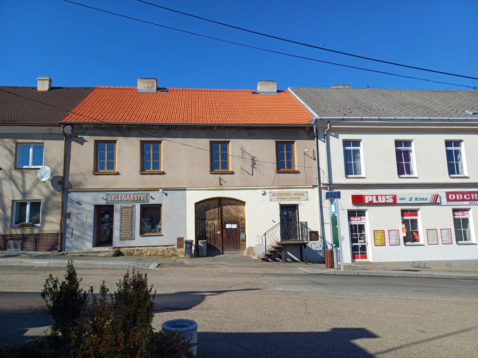 Prodej domu 235 m², pozemek 869 m², Masarykovo náměstí, Zbiroh, Plzeňský kraj Prodej domu 235 m², pozemek 869 m², Masarykovo náměstí, Zbiroh, Plzeňský kraj