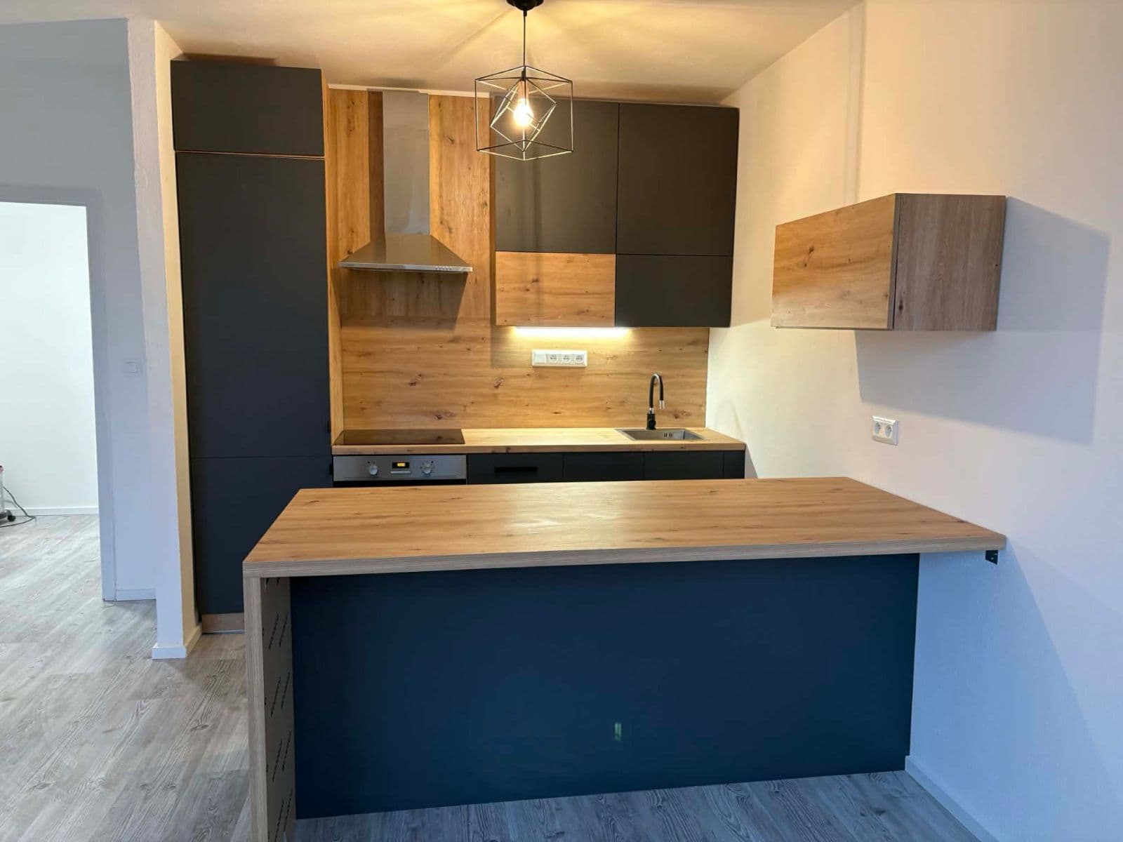 Pronájem bytu 2+kk 48 m², Obvodová, Ústí nad Labem, Ústecký kraj Pronájem bytu 2+kk 48 m², Obvodová, Ústí nad Labem, Ústecký kraj