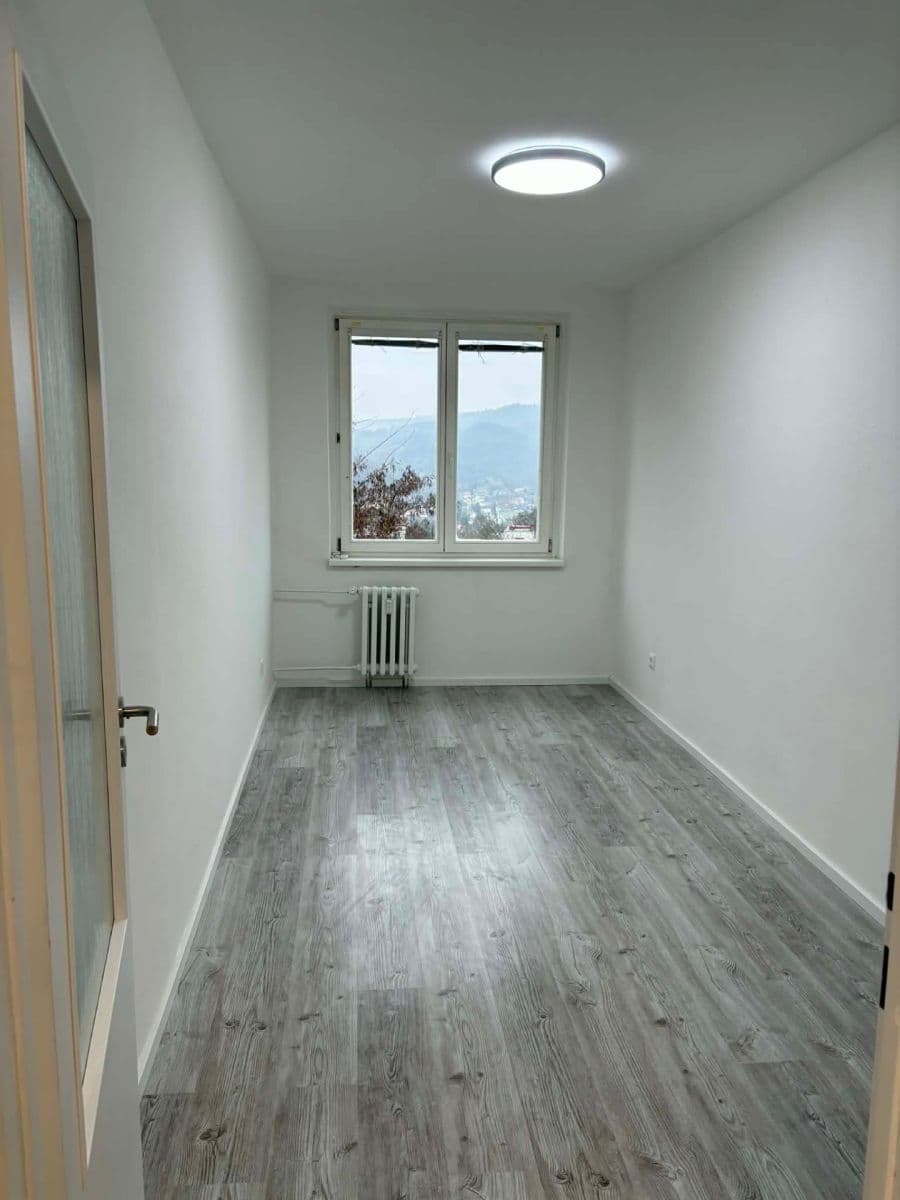 Pronájem bytu 2+kk 48 m², Obvodová, Ústí nad Labem, Ústecký kraj Pronájem bytu 2+kk 48 m², Obvodová, Ústí nad Labem, Ústecký kraj