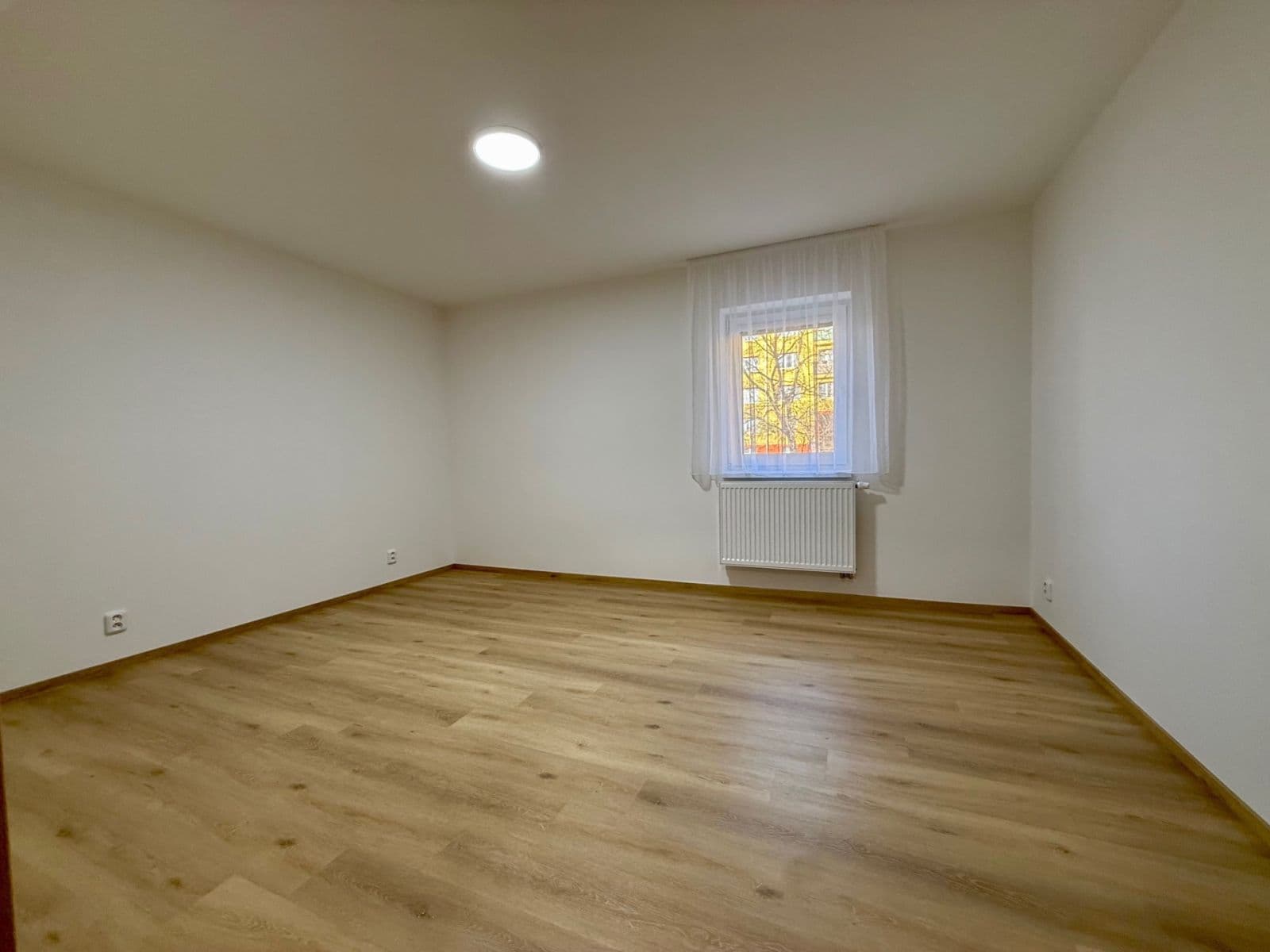 Pronájem bytu 2+kk 65 m², Mochovská, Praha, Praha Pronájem bytu 2+kk 65 m², Mochovská, Praha, Praha