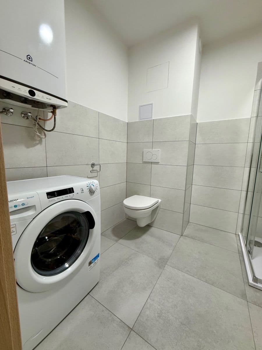 Pronájem bytu 2+kk 65 m², Mochovská, Praha, Praha Pronájem bytu 2+kk 65 m², Mochovská, Praha, Praha