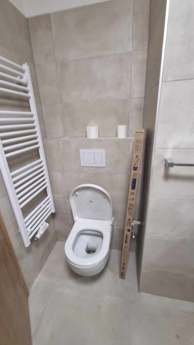 Pronájem bytu 1+kk 28 m², Aloise Rašína, Olomouc, Olomoucký kraj Pronájem bytu 1+kk 28 m², Aloise Rašína, Olomouc, Olomoucký kraj