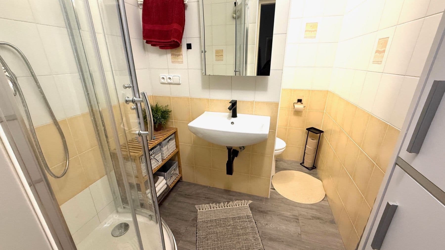 Pronájem bytu 2+1 47 m², Na Valtické, Břeclav, Jihomoravský kraj Pronájem bytu 2+1 47 m², Na Valtické, Břeclav, Jihomoravský kraj