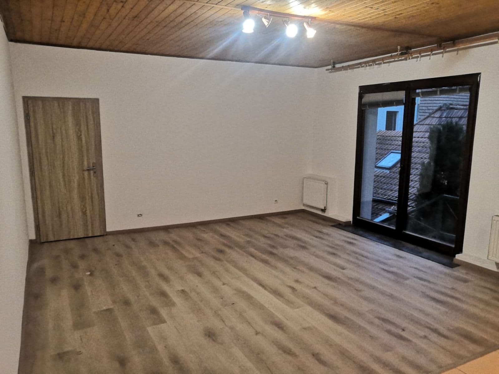 Pronájem bytu 2+kk 79 m², Kozí, Brozany nad Ohří, Ústecký kraj Pronájem bytu 2+kk 79 m², Kozí, Brozany nad Ohří, Ústecký kraj