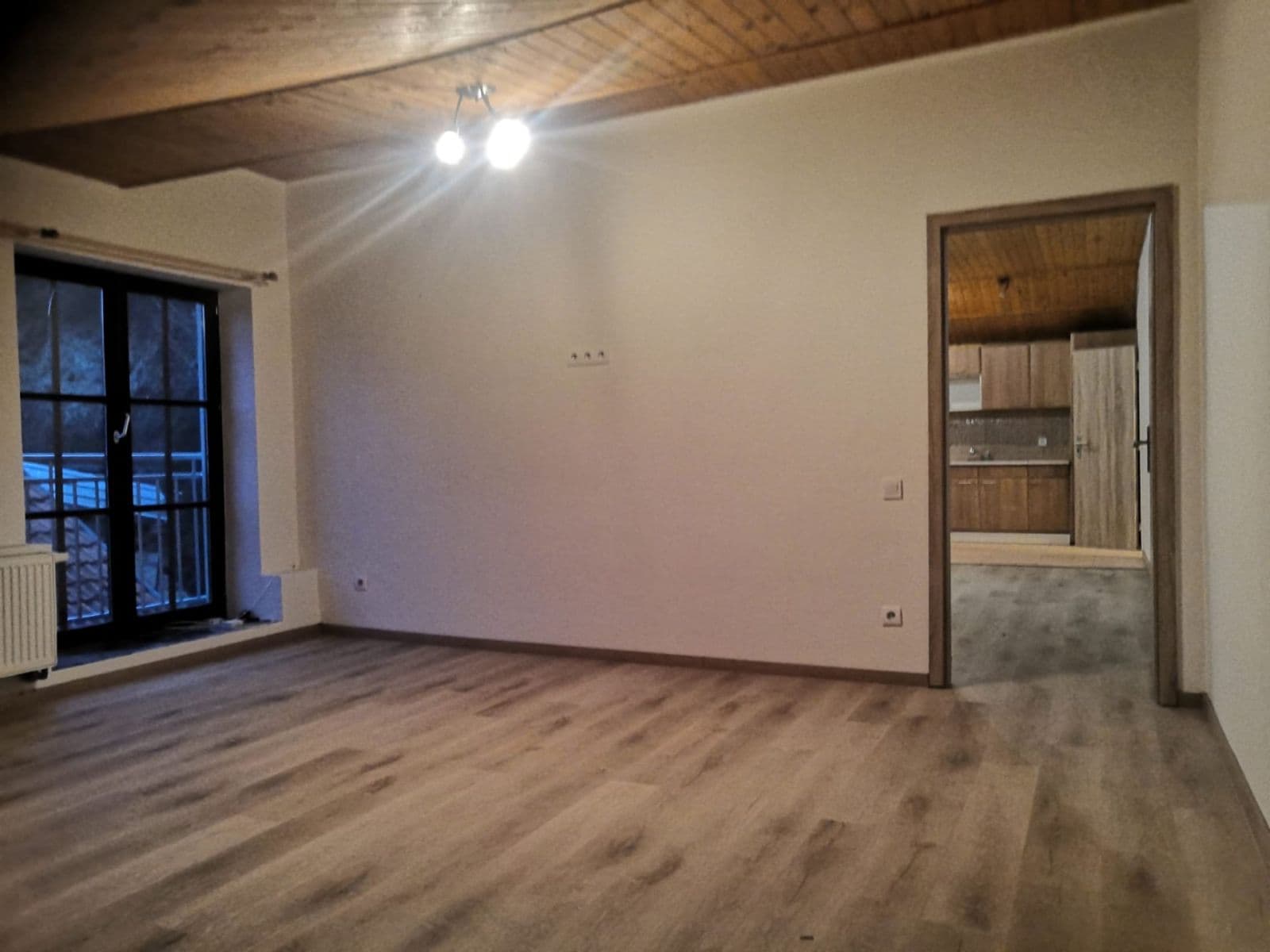 Pronájem bytu 2+kk 79 m², Kozí, Brozany nad Ohří, Ústecký kraj Pronájem bytu 2+kk 79 m², Kozí, Brozany nad Ohří, Ústecký kraj