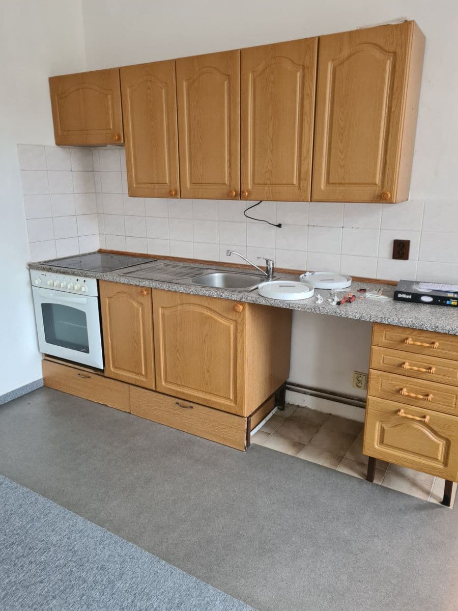 Pronájem bytu 2+kk 42 m², Křížová, Jablonec nad Nisou, Liberecký kraj Pronájem bytu 2+kk 42 m², Křížová, Jablonec nad Nisou, Liberecký kraj