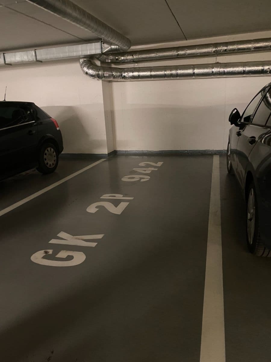 Pronájem garáže 14 m², Praha, Praha Pronájem garáže 14 m², Praha, Praha