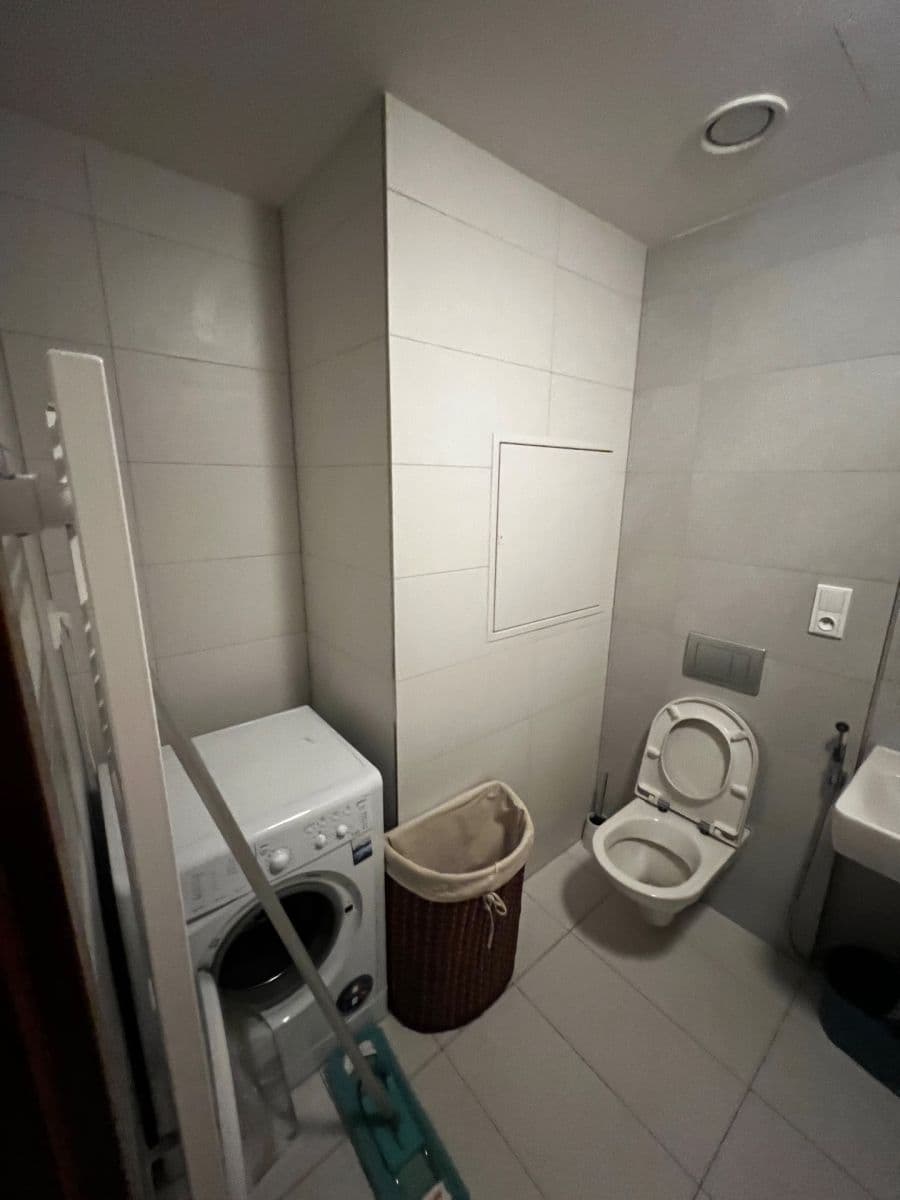 Pronájem bytu 2+kk 74 m², Jeremiášova, Praha, Praha Pronájem bytu 2+kk 74 m², Jeremiášova, Praha, Praha