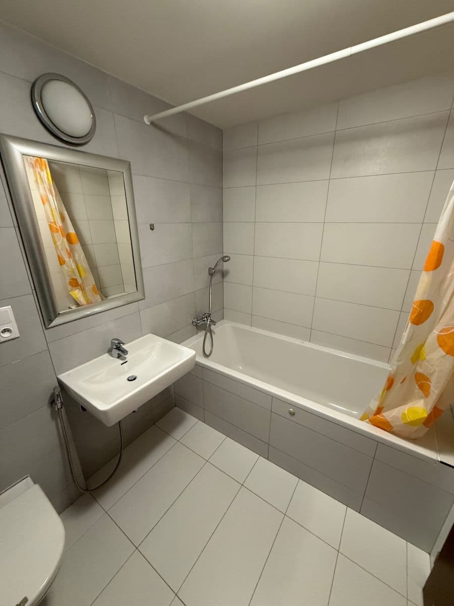 Pronájem bytu 2+kk 74 m², Jeremiášova, Praha, Praha Pronájem bytu 2+kk 74 m², Jeremiášova, Praha, Praha