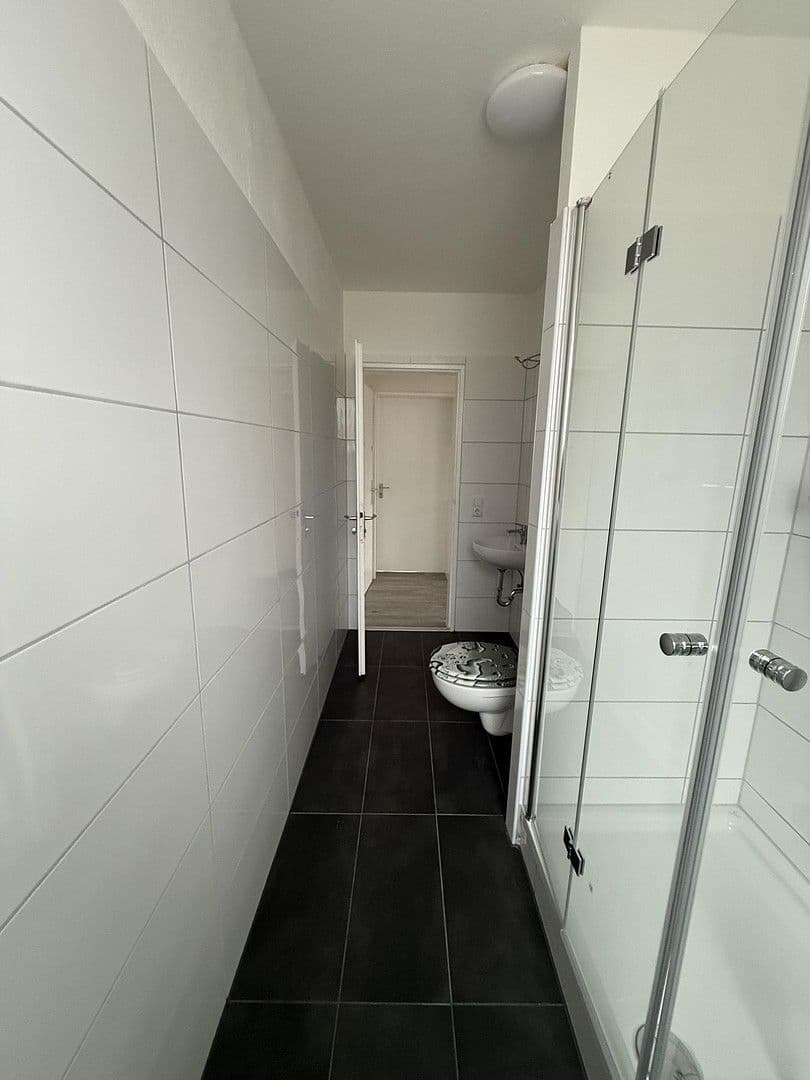 Pronájem bytu 2+1 66 m², Berliner Str.32, Köln, Severní Porýní-Vestfálsko Pronájem bytu 2+1 66 m², Berliner Str.32, Köln, Severní Porýní-Vestfálsko