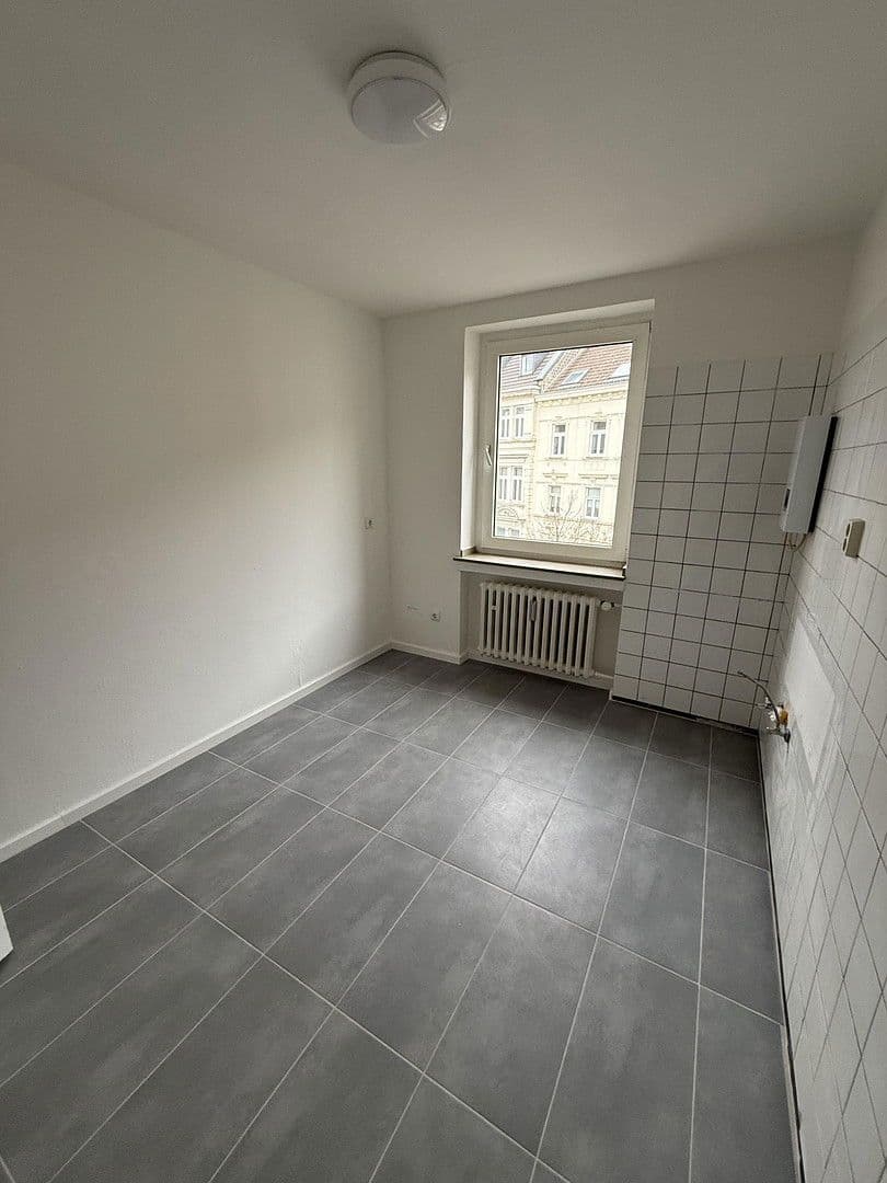 Pronájem bytu 2+1 66 m², Berliner Str.32, Köln, Severní Porýní-Vestfálsko Pronájem bytu 2+1 66 m², Berliner Str.32, Köln, Severní Porýní-Vestfálsko