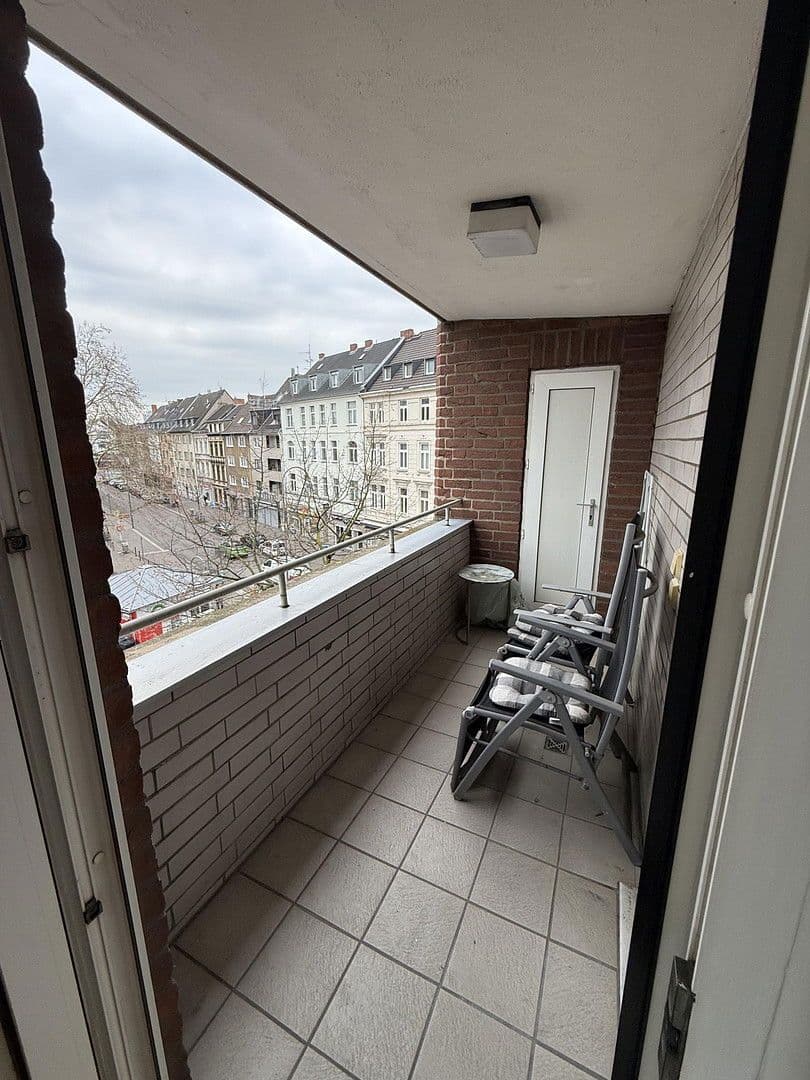 Pronájem bytu 2+1 66 m², Berliner Str.32, Köln, Severní Porýní-Vestfálsko Pronájem bytu 2+1 66 m², Berliner Str.32, Köln, Severní Porýní-Vestfálsko