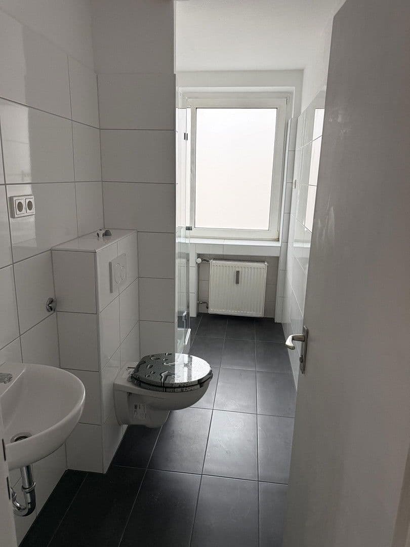 Pronájem bytu 2+1 66 m², Berliner Str.32, Köln, Severní Porýní-Vestfálsko Pronájem bytu 2+1 66 m², Berliner Str.32, Köln, Severní Porýní-Vestfálsko