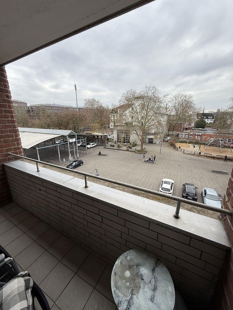 Pronájem bytu 2+1 66 m², Berliner Str.32, Köln, Severní Porýní-Vestfálsko Pronájem bytu 2+1 66 m², Berliner Str.32, Köln, Severní Porýní-Vestfálsko