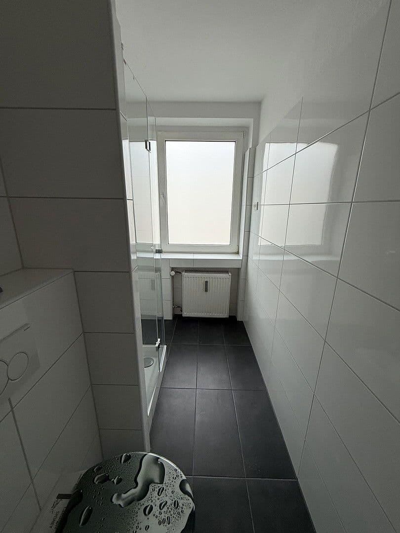 Pronájem bytu 2+1 66 m², Berliner Str.32, Köln, Severní Porýní-Vestfálsko Pronájem bytu 2+1 66 m², Berliner Str.32, Köln, Severní Porýní-Vestfálsko