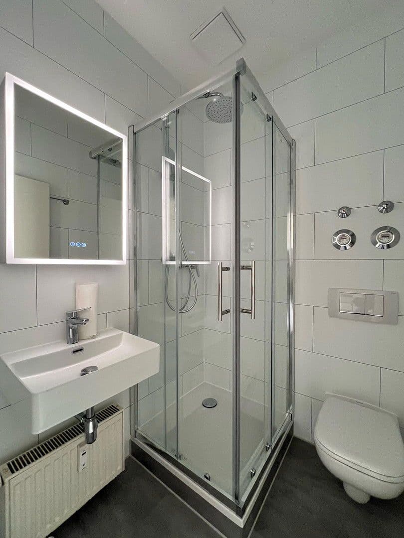 Pronájem bytu 1+1 21 m², Eilenburger Straße 55, Leipzig, Sasko Pronájem bytu 1+1 21 m², Eilenburger Straße 55, Leipzig, Sasko