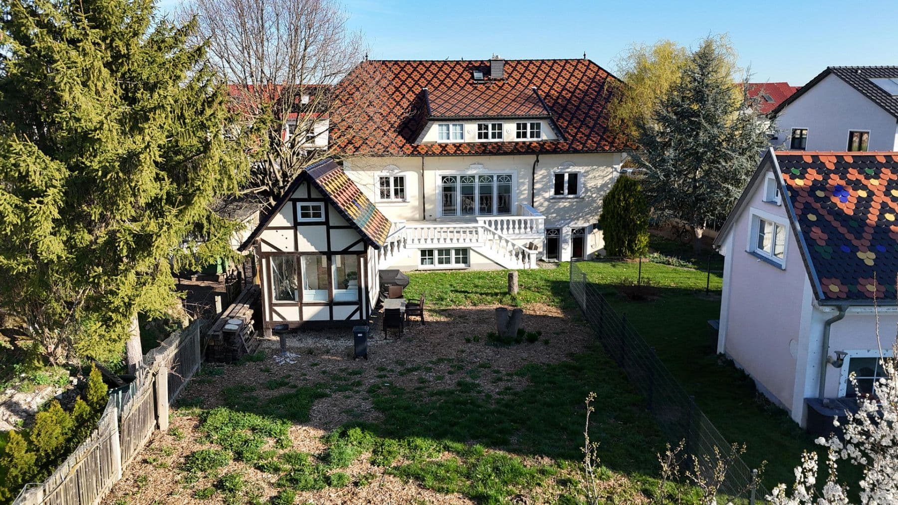 Prodej domu 500 m², pozemek 980 m², Prödeler Straße 9, Markkleeberg, Sasko Prodej domu 500 m², pozemek 980 m², Prödeler Straße 9, Markkleeberg, Sasko