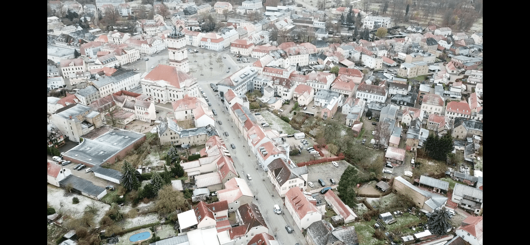 Prodej domu 2.471 m², pozemek 2.323 m², Nové Střelice, Mecklenburg-Vorpommern Prodej domu 2.471 m², pozemek 2.323 m², Nové Střelice, Mecklenburg-Vorpommern