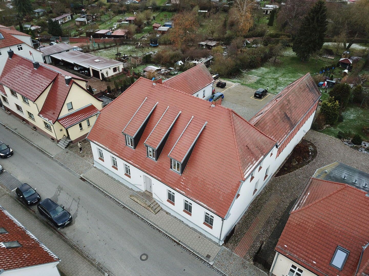 Prodej domu 2.471 m², pozemek 2.323 m², Nové Střelice, Mecklenburg-Vorpommern Prodej domu 2.471 m², pozemek 2.323 m², Nové Střelice, Mecklenburg-Vorpommern