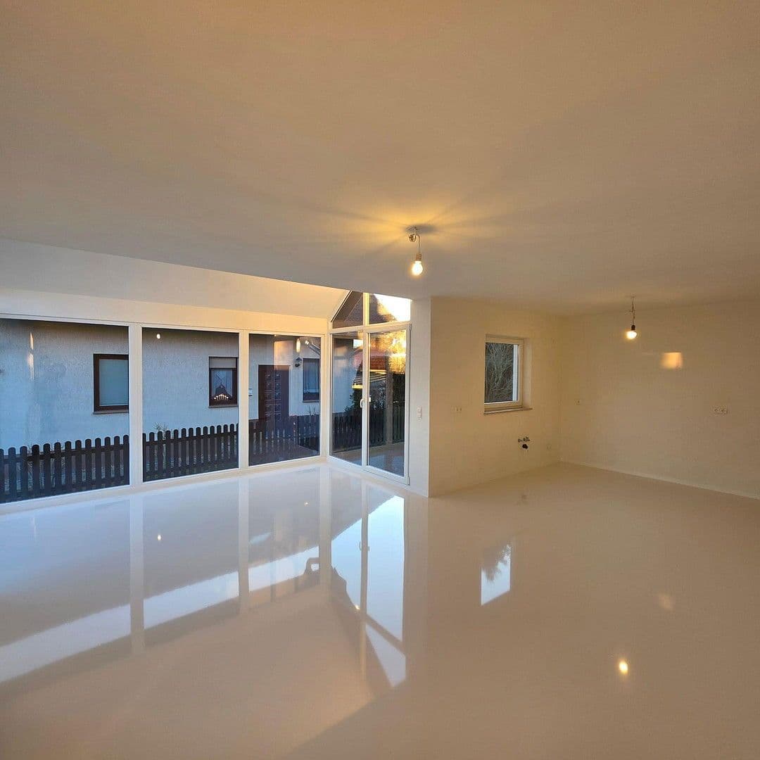 Prodej domu 121 m², pozemek 554 m², Deumener Weg 1, Hohenmölsen, Sasko-Anhaltsko Prodej domu 121 m², pozemek 554 m², Deumener Weg 1, Hohenmölsen, Sasko-Anhaltsko