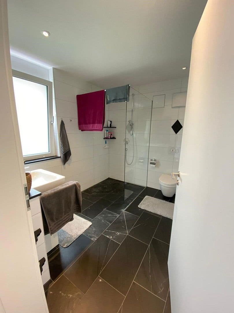 Pronájem bytu 3+1 86 m², Nufringen, Bádensko-Württembersko Pronájem bytu 3+1 86 m², Nufringen, Bádensko-Württembersko